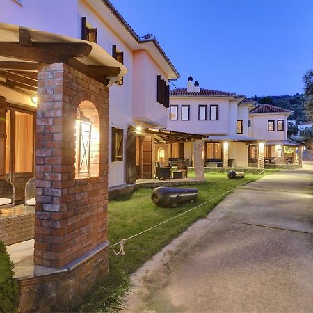 Symmetron Suites Kalamos  Luaran gambar