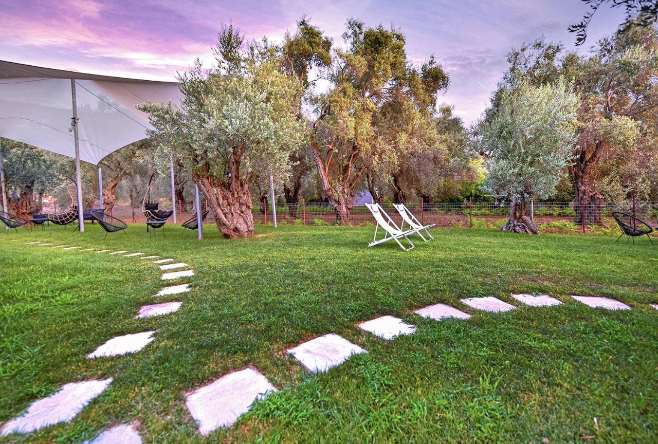 Symmetron Suites Kalamos  Luaran gambar