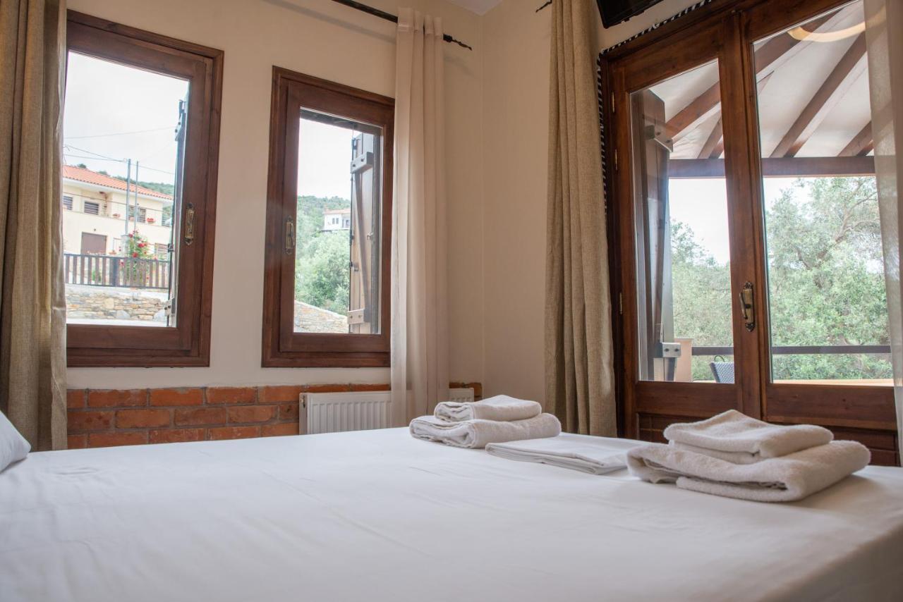 Symmetron Suites Kalamos  Luaran gambar