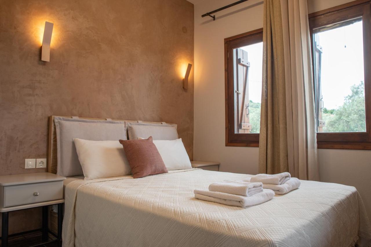 Symmetron Suites Kalamos  Luaran gambar