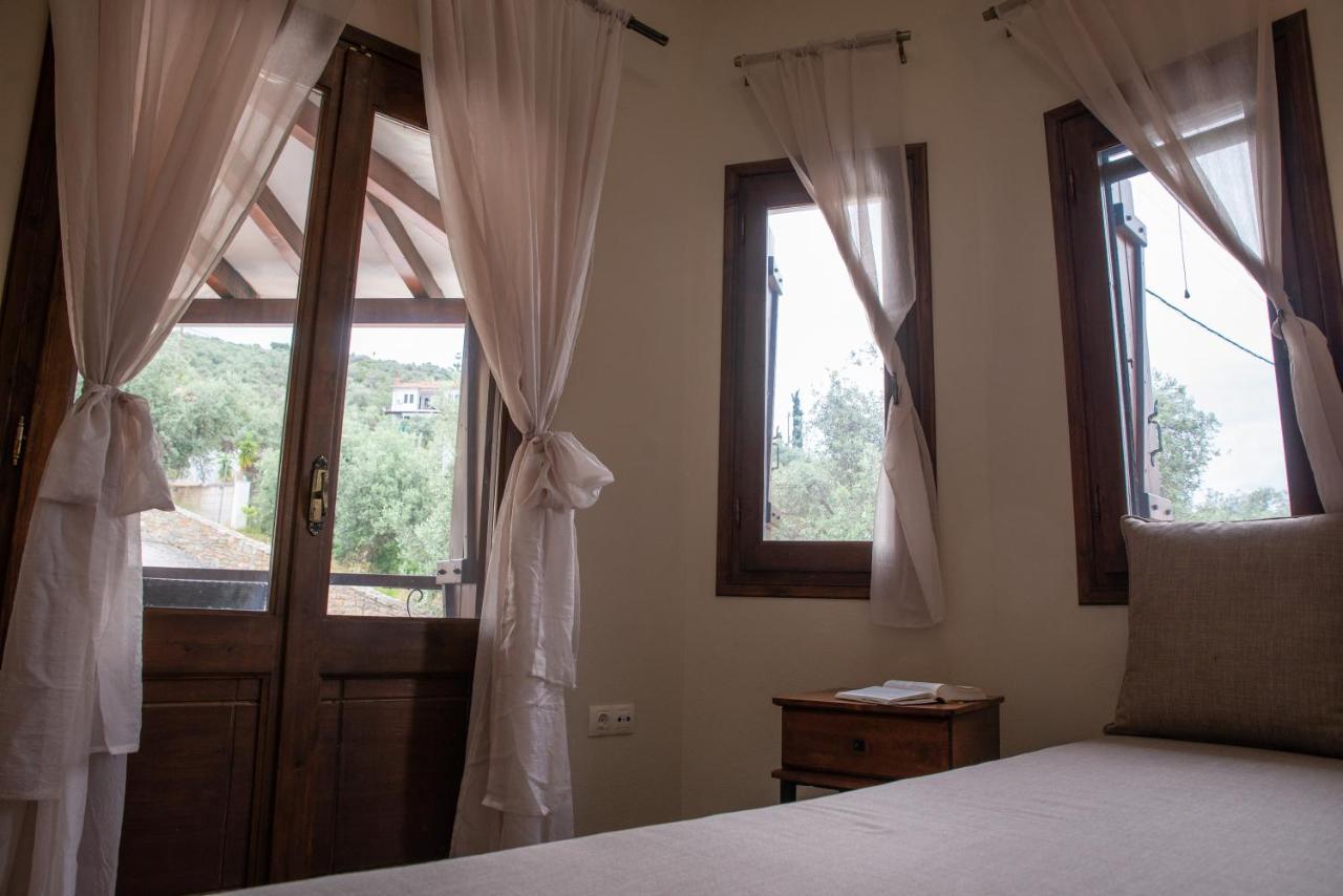 Symmetron Suites Kalamos  Luaran gambar