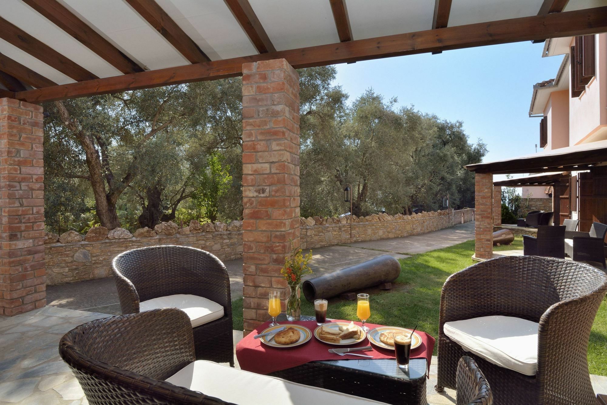 Symmetron Suites Kalamos  Luaran gambar